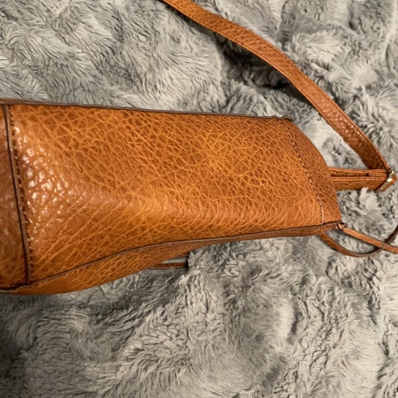 Crossbody - Picture 4 of 13